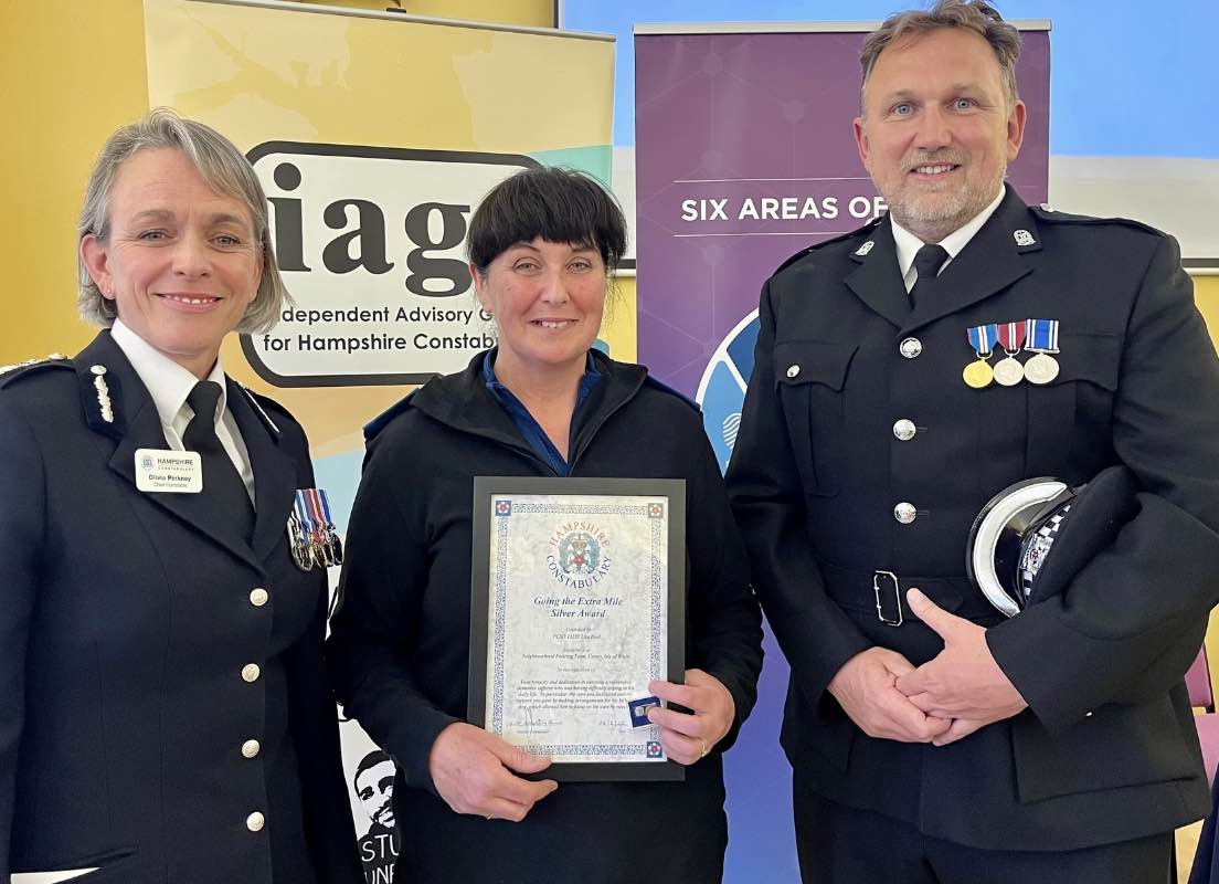 Pcso Lisa Paul Was Honoured At The Isle Of Wight District Commander's Awards Event For Going Above And Above To Help An Elderly And Vulnerable Man In Cowes