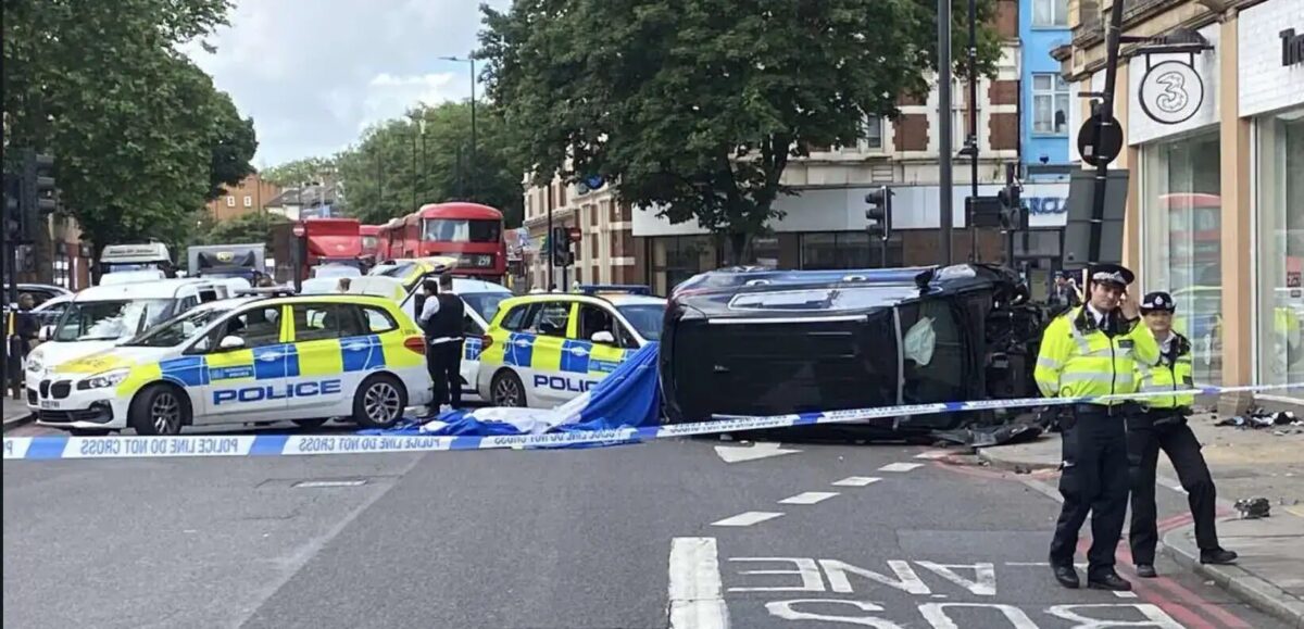 A man was killed after his car collided with a lamppost and overturned on Seven Sisters Road near to  Holloway Road
