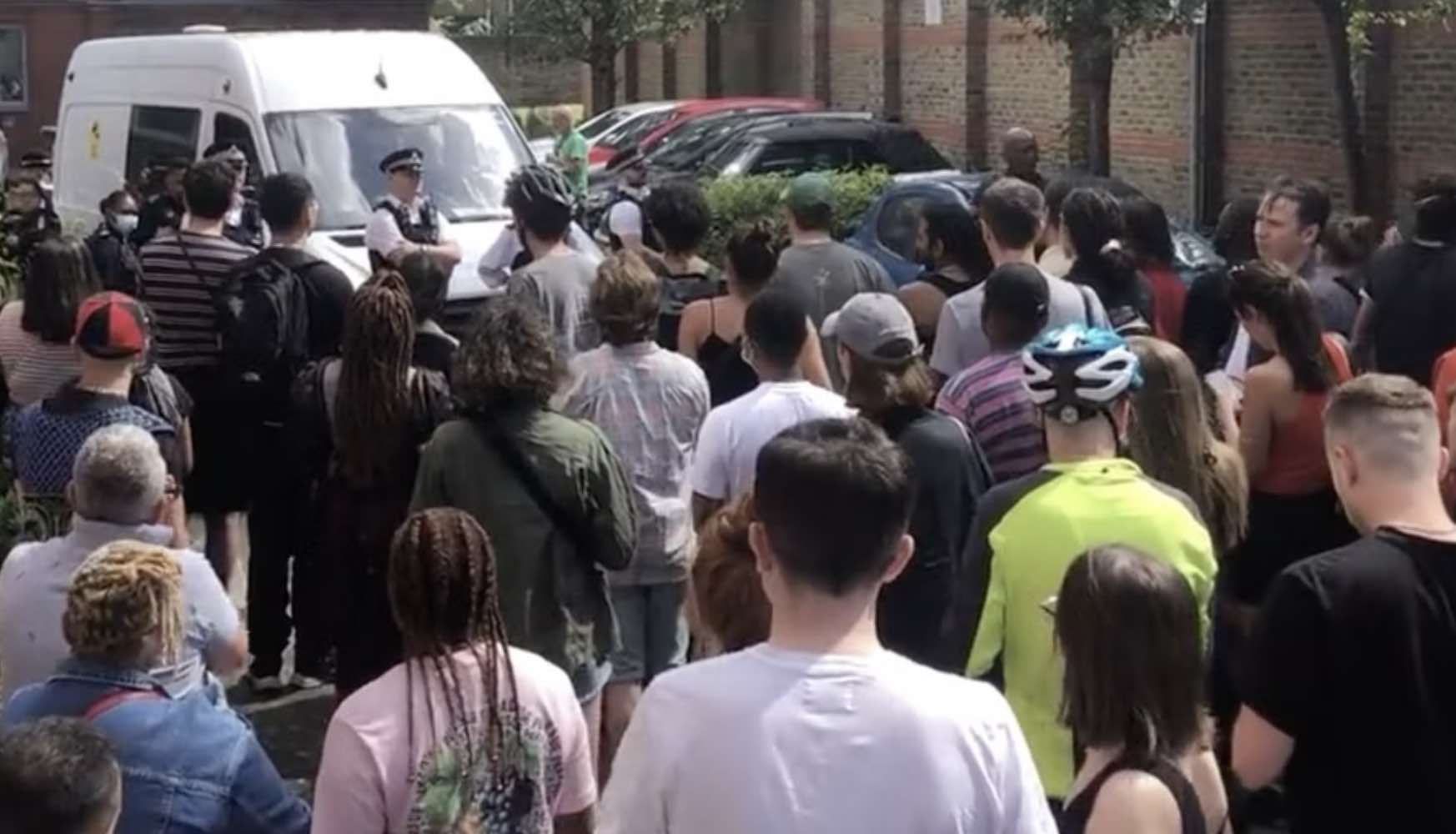 After Protesters Prevented The Van In Which He Was Being Held From Moving For Hours, A Man Arrested For Immigration Violations Was Released