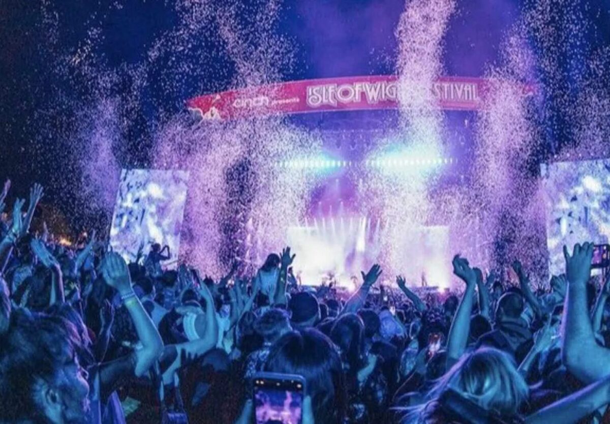 A metal pole came loose in high winds on Saturday afternoon, injuring two people at the Isle of Wight Festival