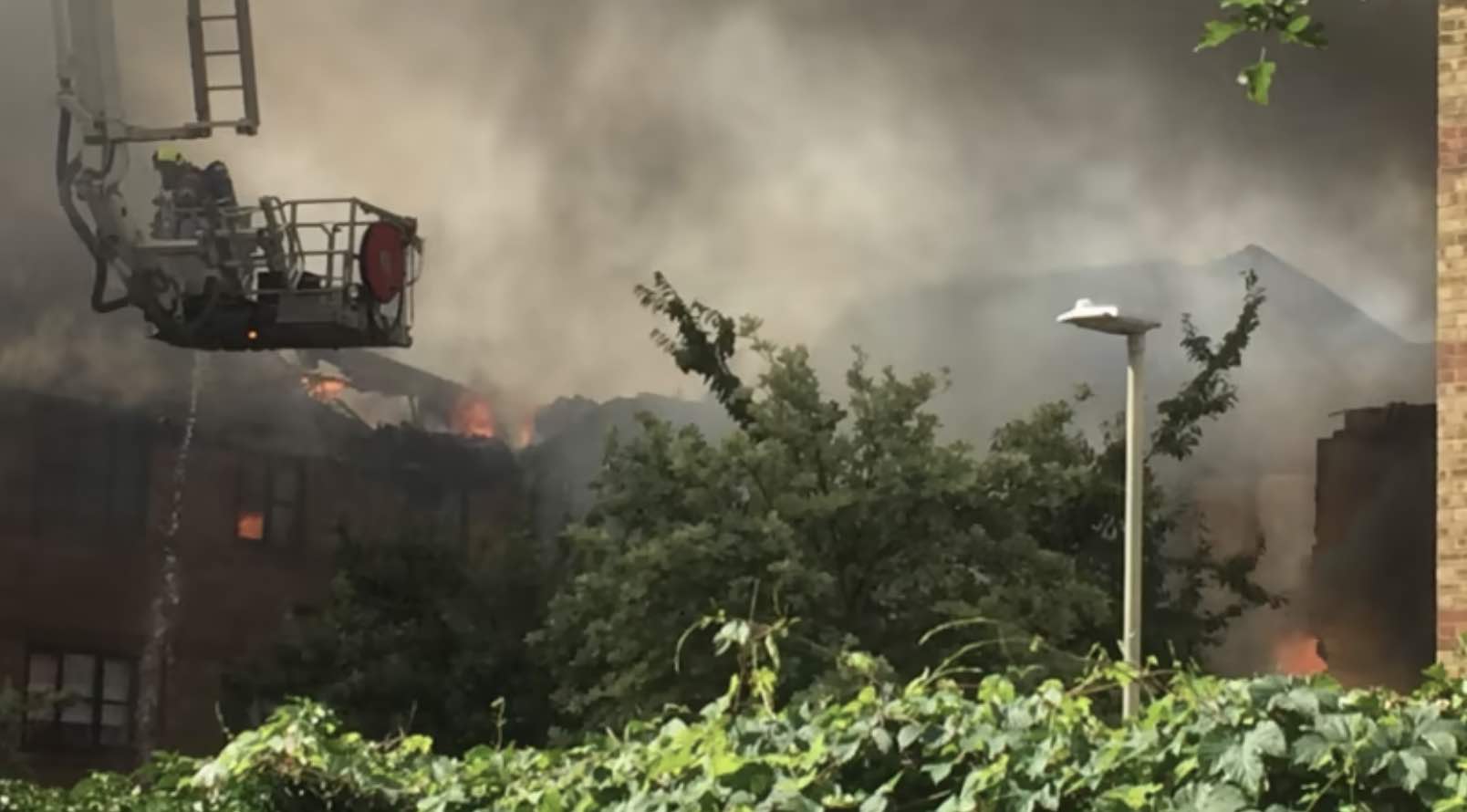 Major Incident Declare After Explosion At Block Of Flats In Bedford