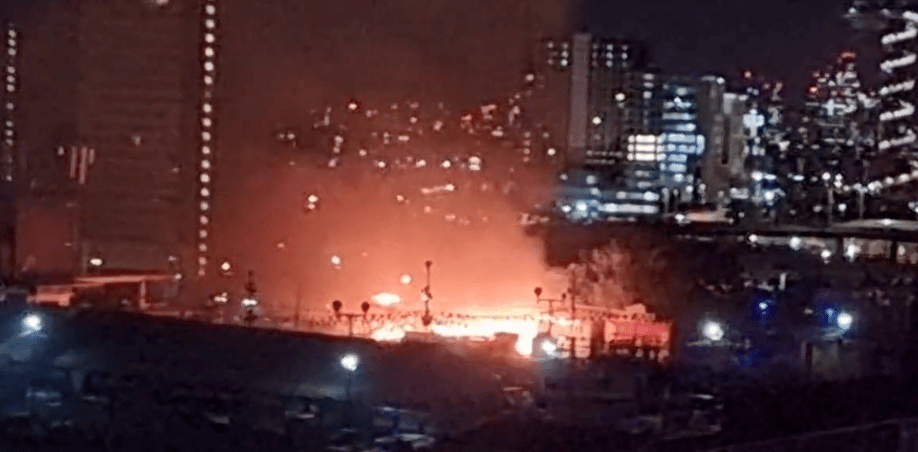 Six Fire Engines And Around 40 Firefighters Tackled A Fire At A Roof Terrace Restaurant On The Mall In Stratford