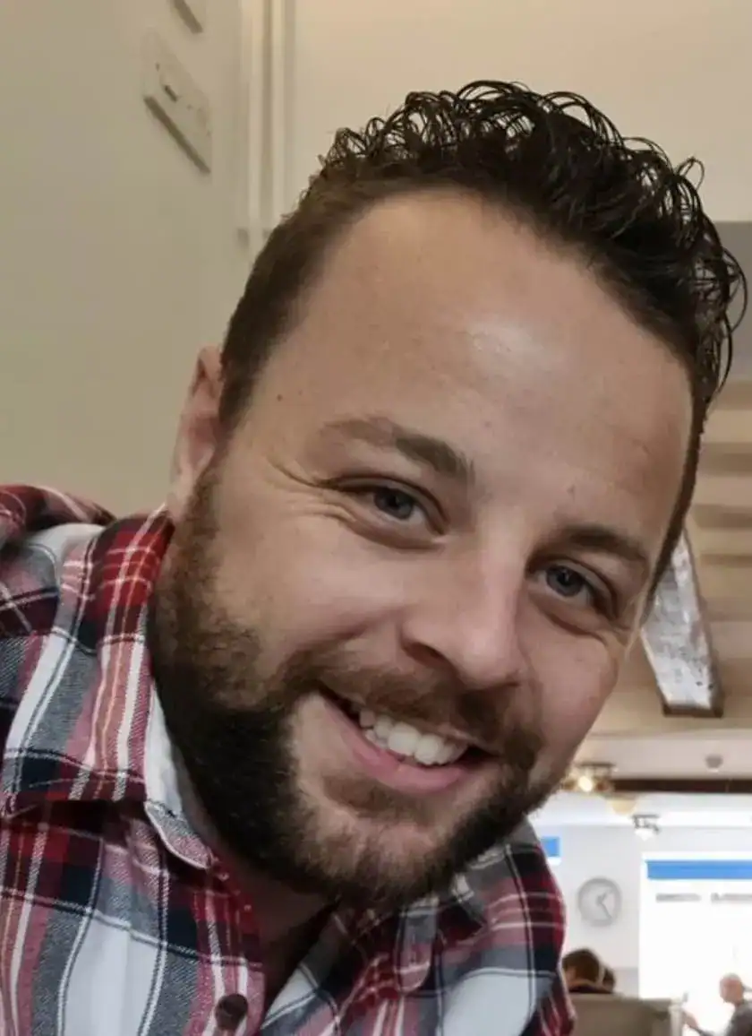 Tragic Doncaster Crash: Beloved Dad Andrew Thorpe, 30, Killed in Motorcycle-HGV Collision – Police Seek Witnesses