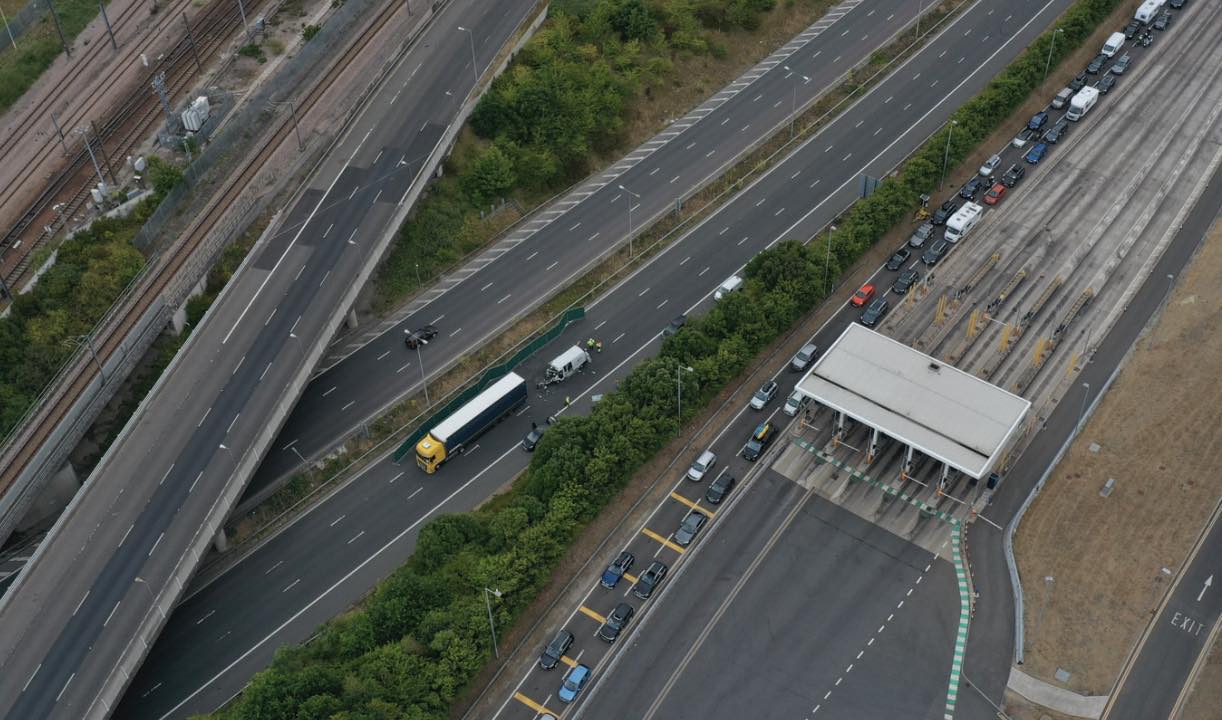 Following A Serious Collision On The M20 That Saw The Motorway Closed For Over 12  Hours, A Witness Has Been Issued By Kent Police 