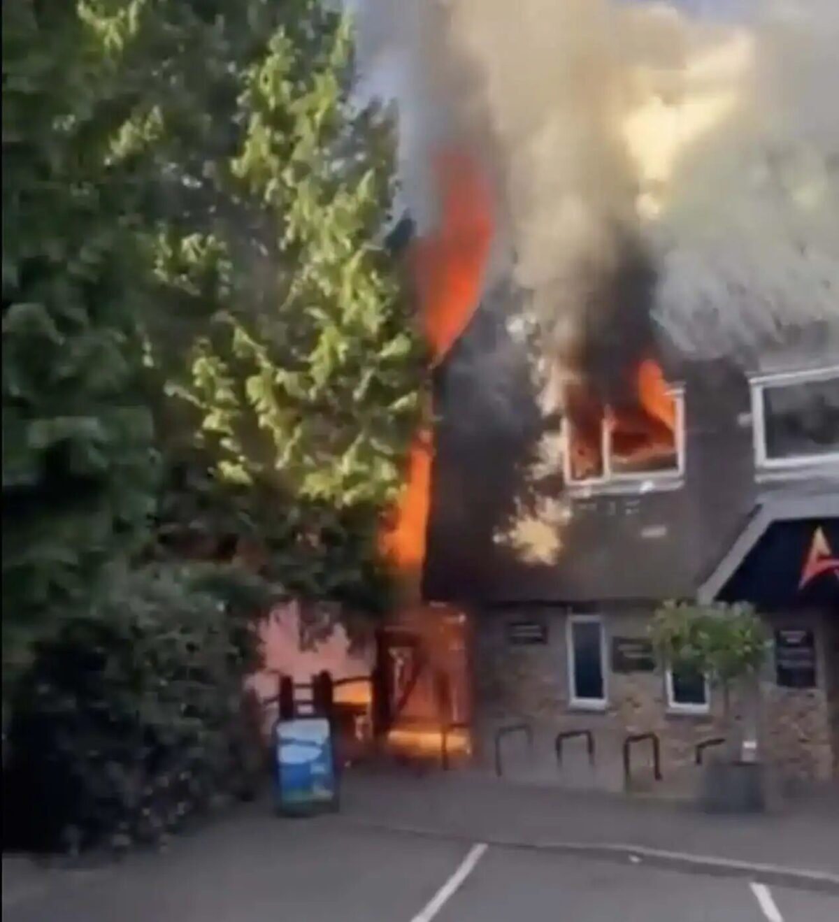 Inferno at Acorns Health Club in Copthorne Sparks Police Probe – Residents Urged to Avoid Area