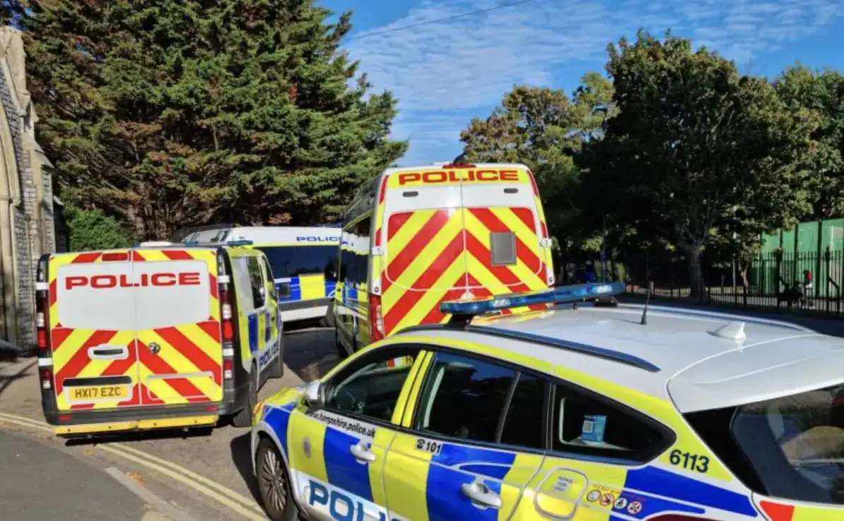 Fratton Manhunt: Police Air Support Scours Kingston Cemetery After Silver Mini Chase and Abandonment