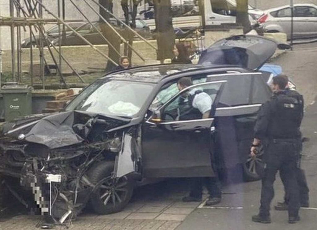 A Met Police officer who was responding to the terror attack in Streatham when he crashed into other vehicles and a garden wall has denie…