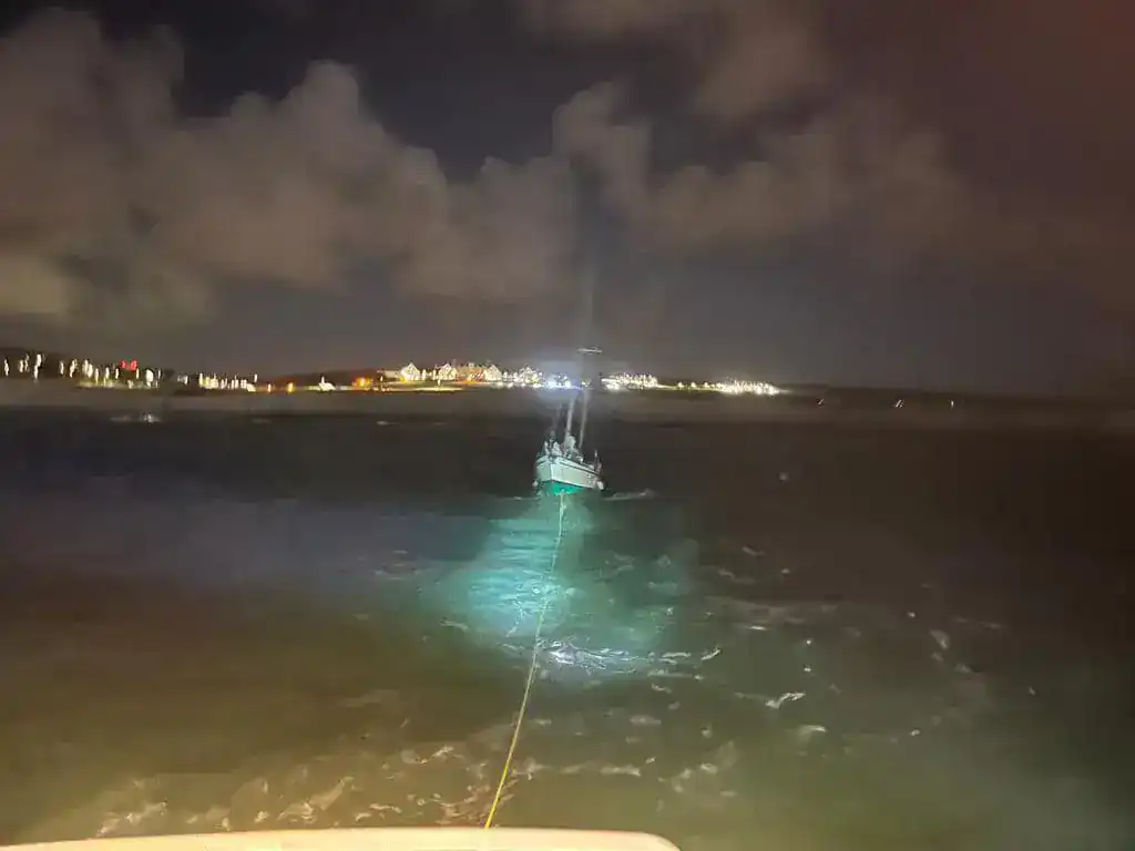 Shoreham Lifeboat’s Double Rescue Drama: Missing Man Found and Yacht Towed to Safety in One Night
