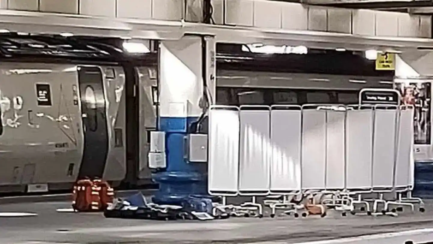 Man with self-inflicted injuries on platform at Euston station  rushed to hospitial with critical  injuries