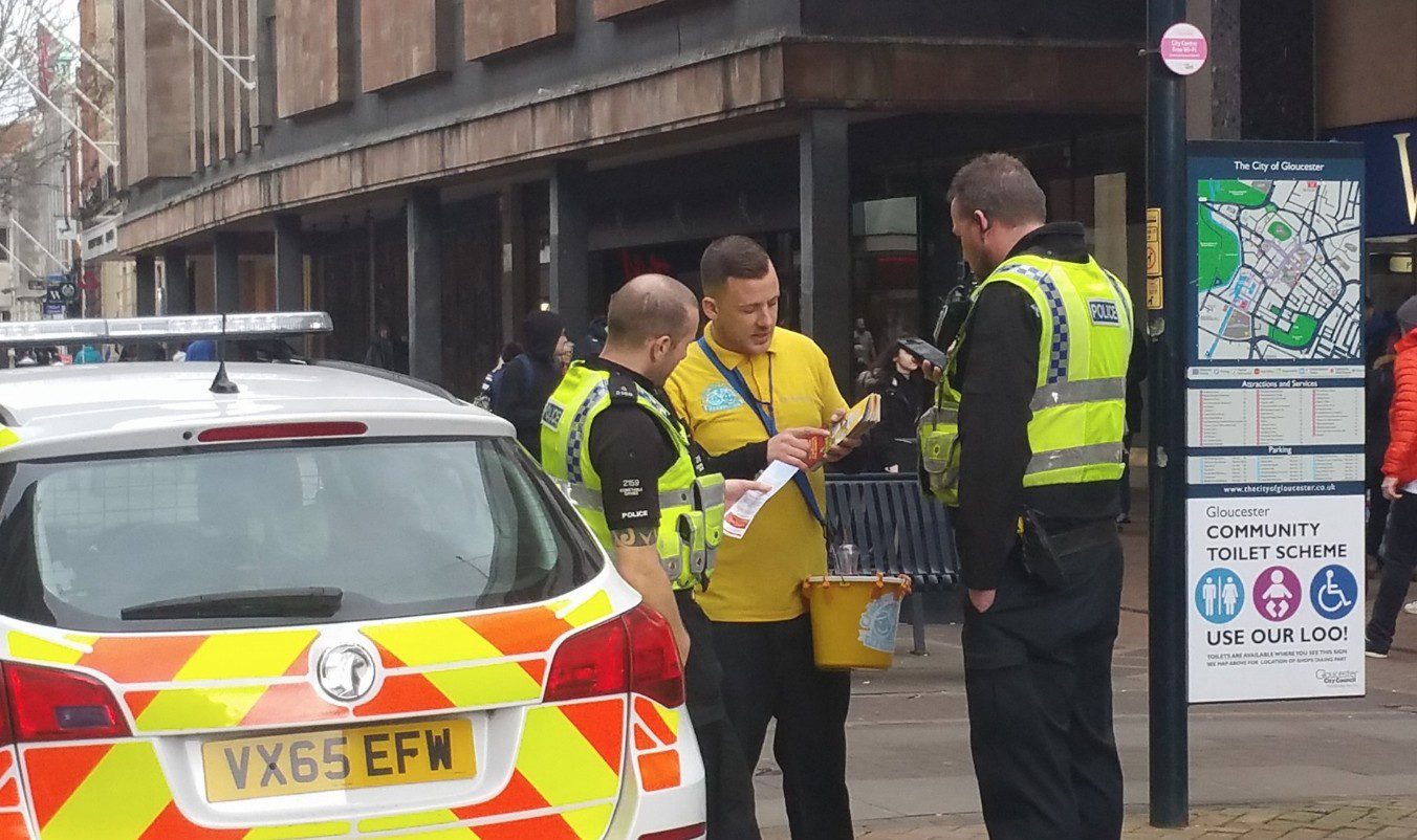 Scammers Or Scum  Selling  Cancer Leaflets ...?