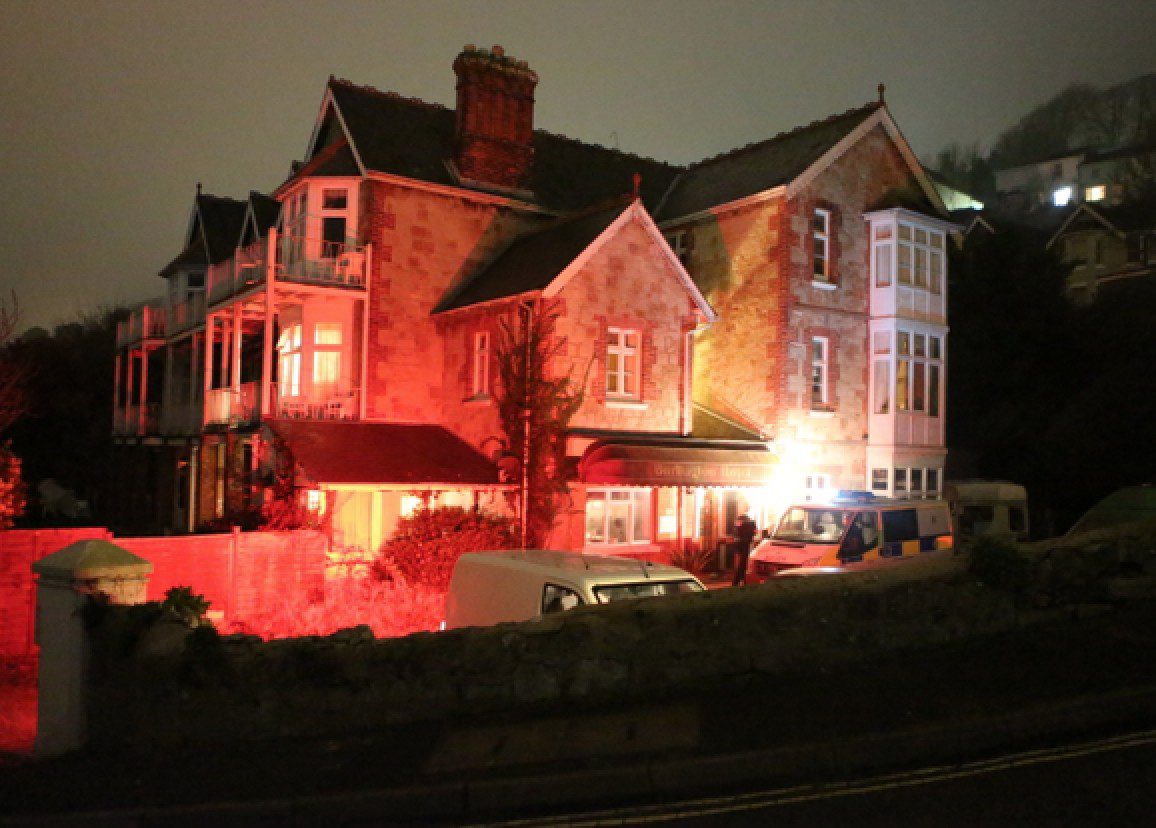 Armed Police Storm Ventnor Hotel After Staff Spot Man With A Gun