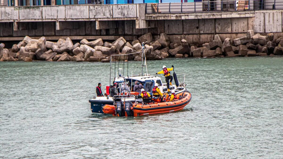 Smoke Scare on the Brighton Coast: Lifeboat Rescues Five from Dead Engine Drama