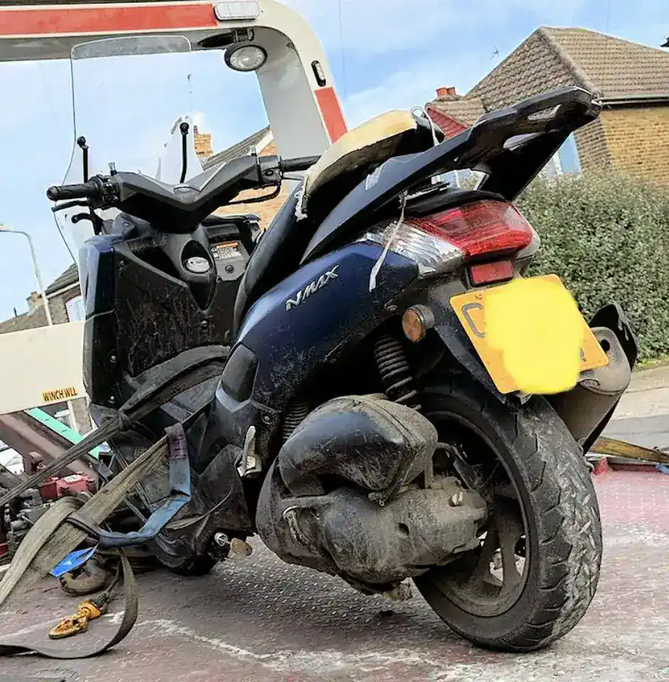 A Suspected Moped Thief Has Been Arrested After A Foot Chase By Officers In Larkfield