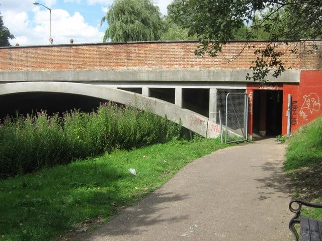 Brutal Kingsmead Road Attack: Man in 20s Left with Serious Facial Injuries in Failed Robbery