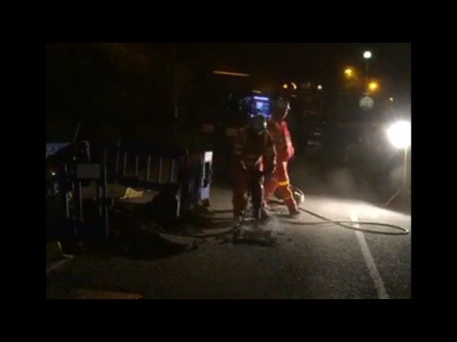 Dozy Water Company Send Out Repair Crew Who Keep Neighbourhood Awake Until 2am