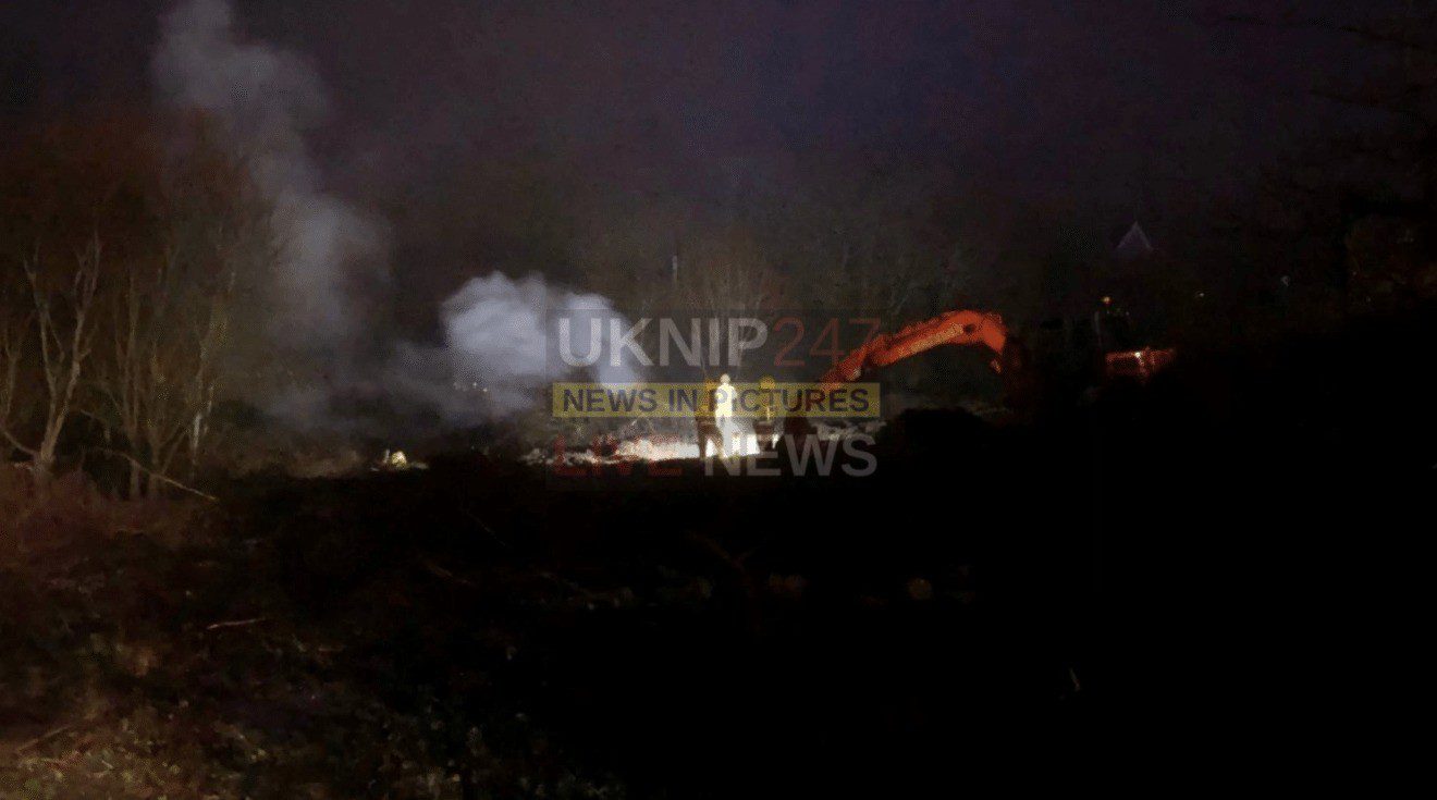 Fire Fighters Tackle Blaze In West Wight Area Of The Isle Of Wight