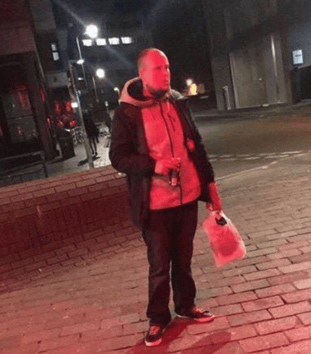 Dim-witted Thief Is Helping Police With Their Inquiries After Portsmouth  Night Club Theft