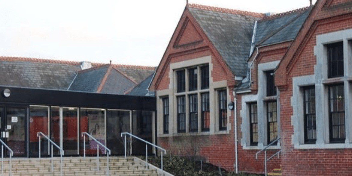 Almost 9,500 Signatures To Save Great School On The Isle Of Wight