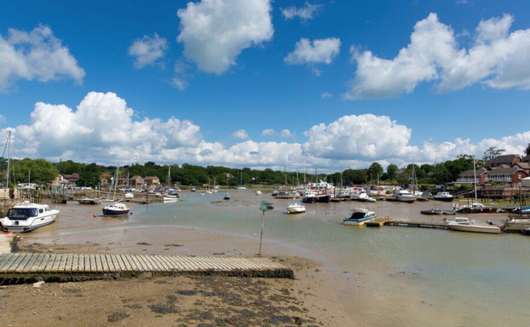 Police Remove Human Remains From Beach On The Isle Of Wight