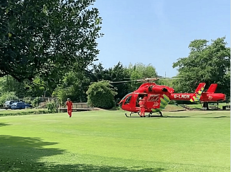 Man In His 20's Airlifted After  Stabbing On Beckenham Lane In Bromley