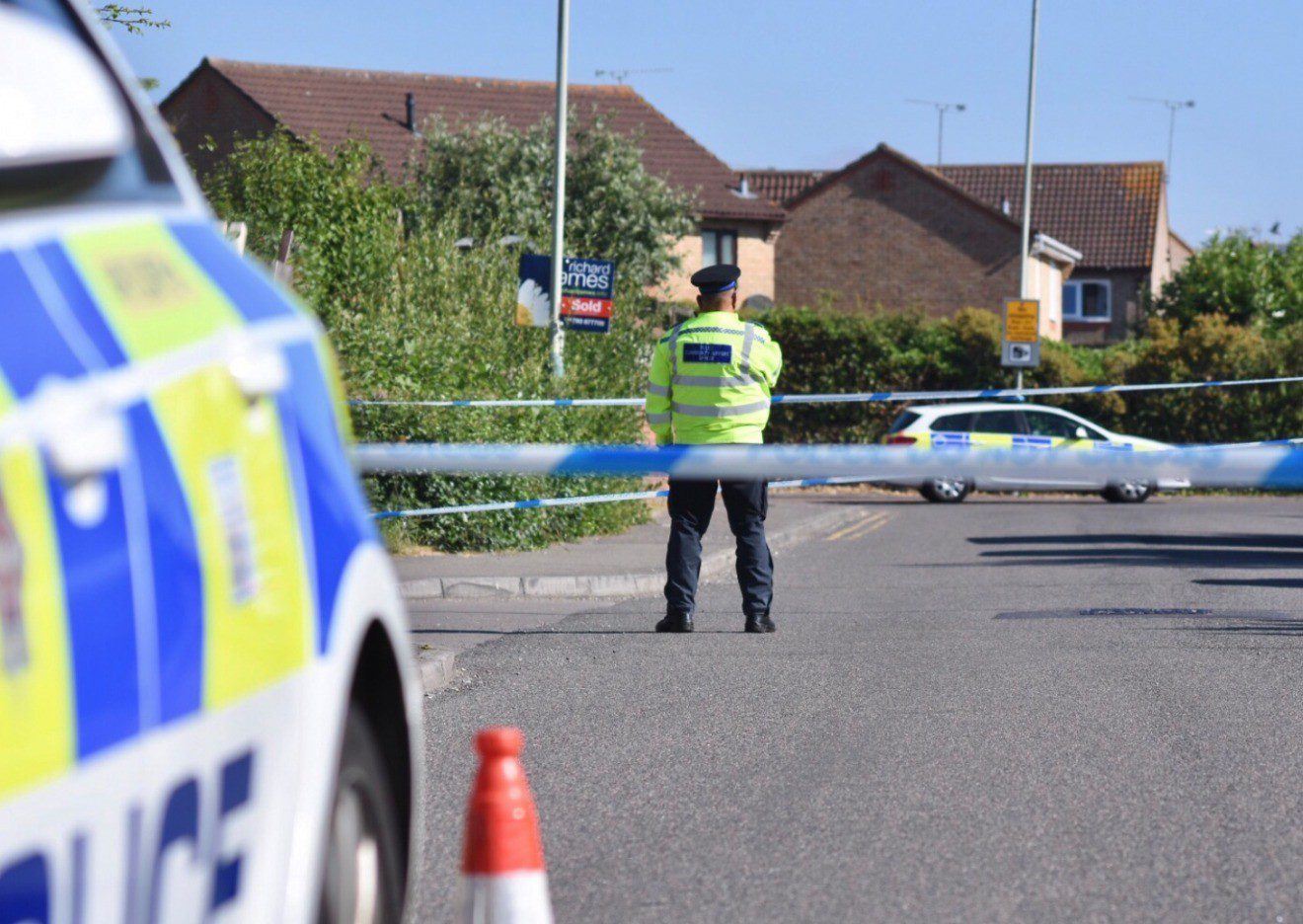 Man Arrested On Suspicion Of Attempted Murder After Swindon Stabbing