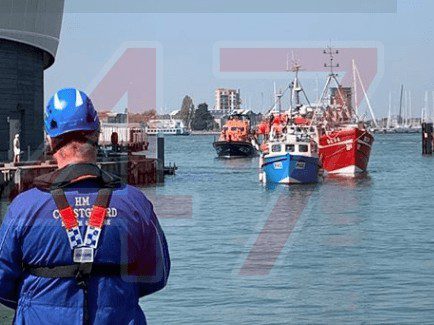 Updated:busy Times For Bembridge Rnli After Fish Trawler Breaks Down