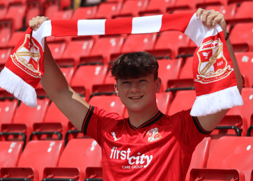 Oscar Massey, A Talented Young Forward, Has Joined Swindon Town