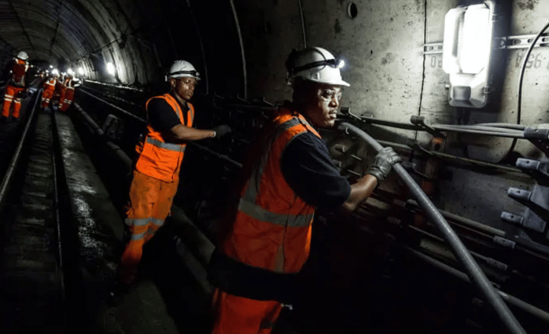The Expansion Of Mobile Phone Coverage In The London Underground Is Expanding, With Five Stations Confirmed To Go Live Within The Next Six Months
