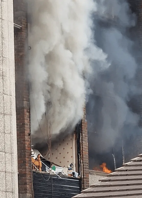 London Flat Blaze: Firefighters Rescue Five Amid Gas Leak Explosion Fears in Shoreditch