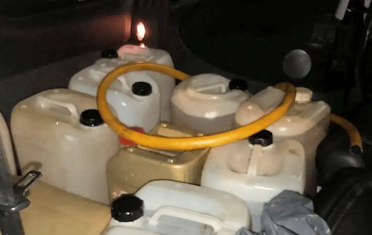 Quick work by police in east Kent led to two suspected fuel thieves being arrested shortly before an offence was reported