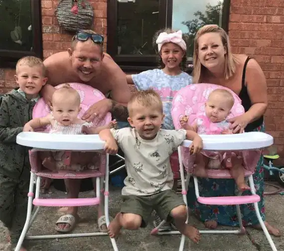 Tragic Loss: Dad of Five Ashley Cron Dies in Early Morning Tatchbury Lane Crash – Police Urge Witnesses to Come Forward