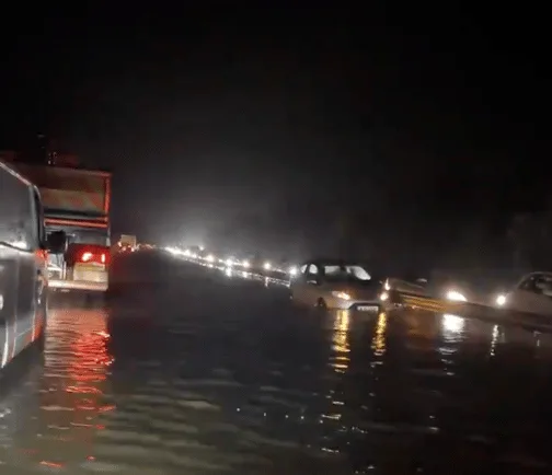 Flood Havoc on A27: 20 Cars Stranded as Road Shuts Both Ways in Hampshire