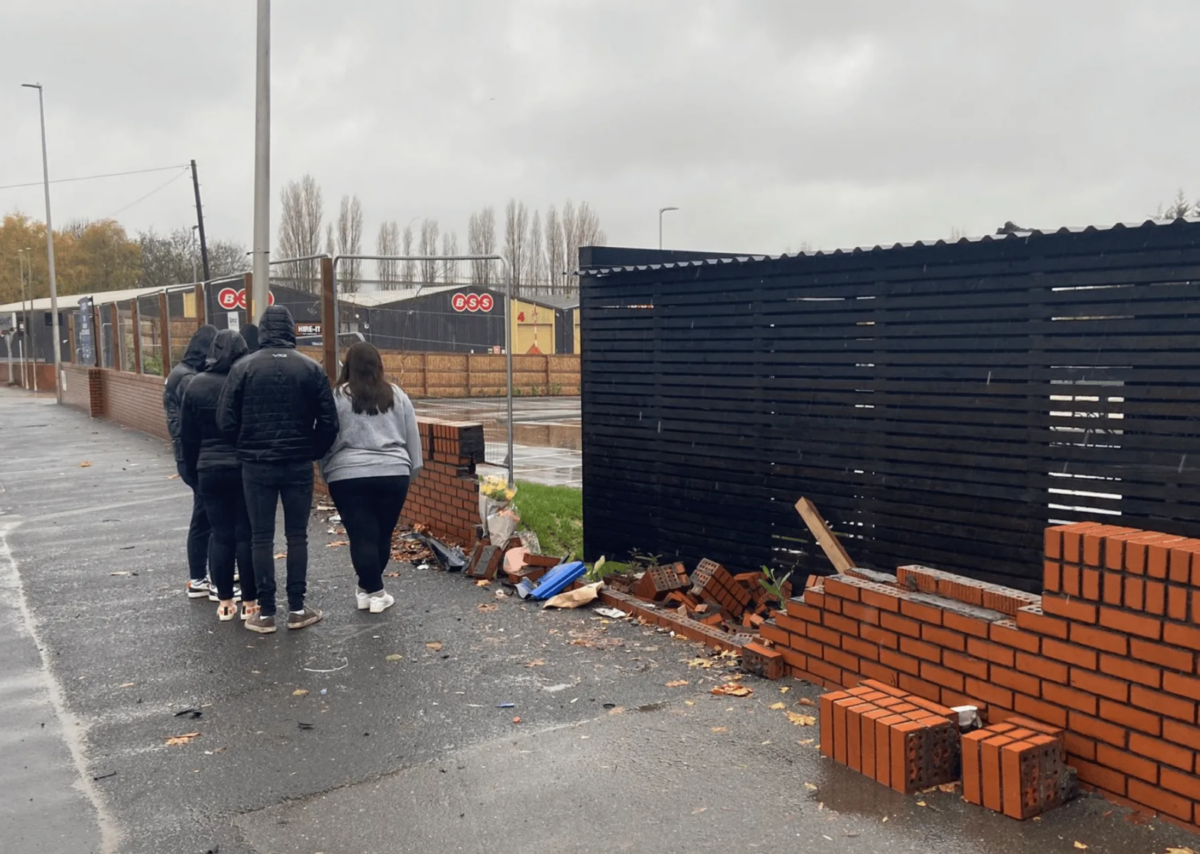 Smethwick Horror Crash: Two Dead, Two Critical After Car Hits Wall on Oldbury Road
