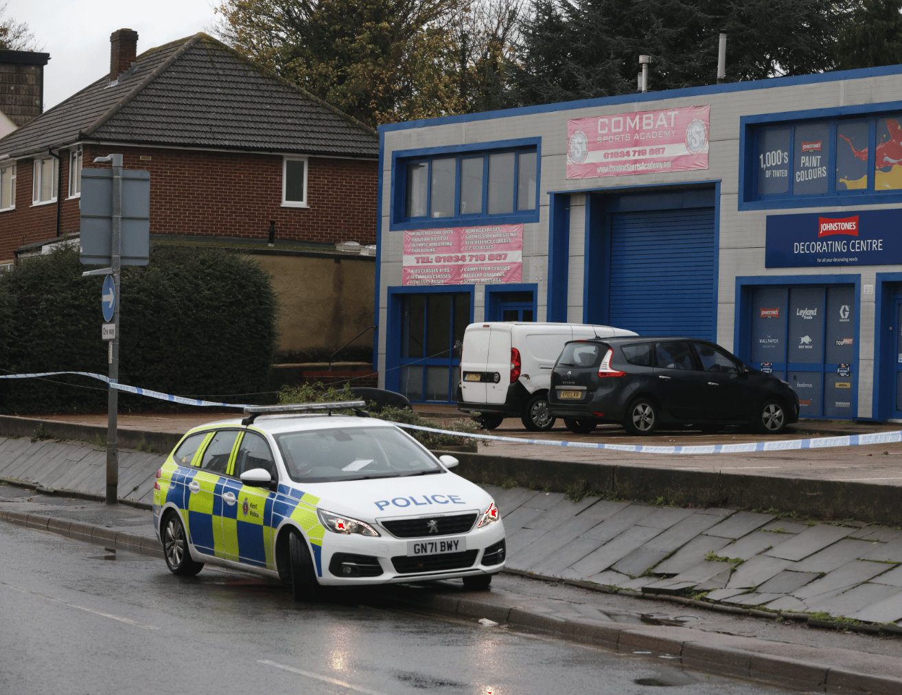 Large Crime Scene In Strood After Gbh Attack On London Road