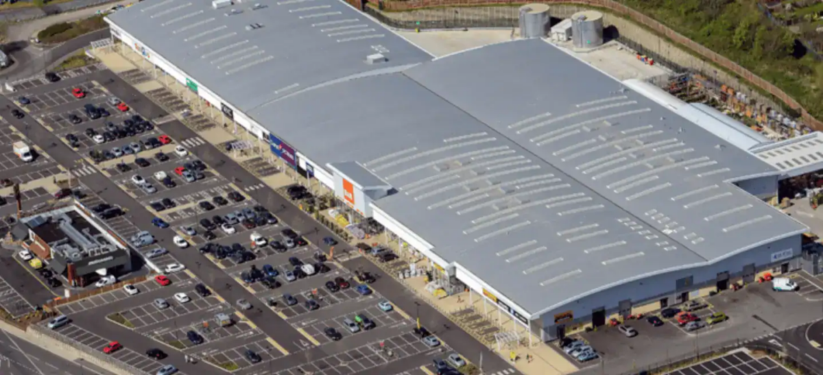 Gun Scare at Sydenham’s Bell Green Retail Park Ends with Armed Police Arrest in Catford