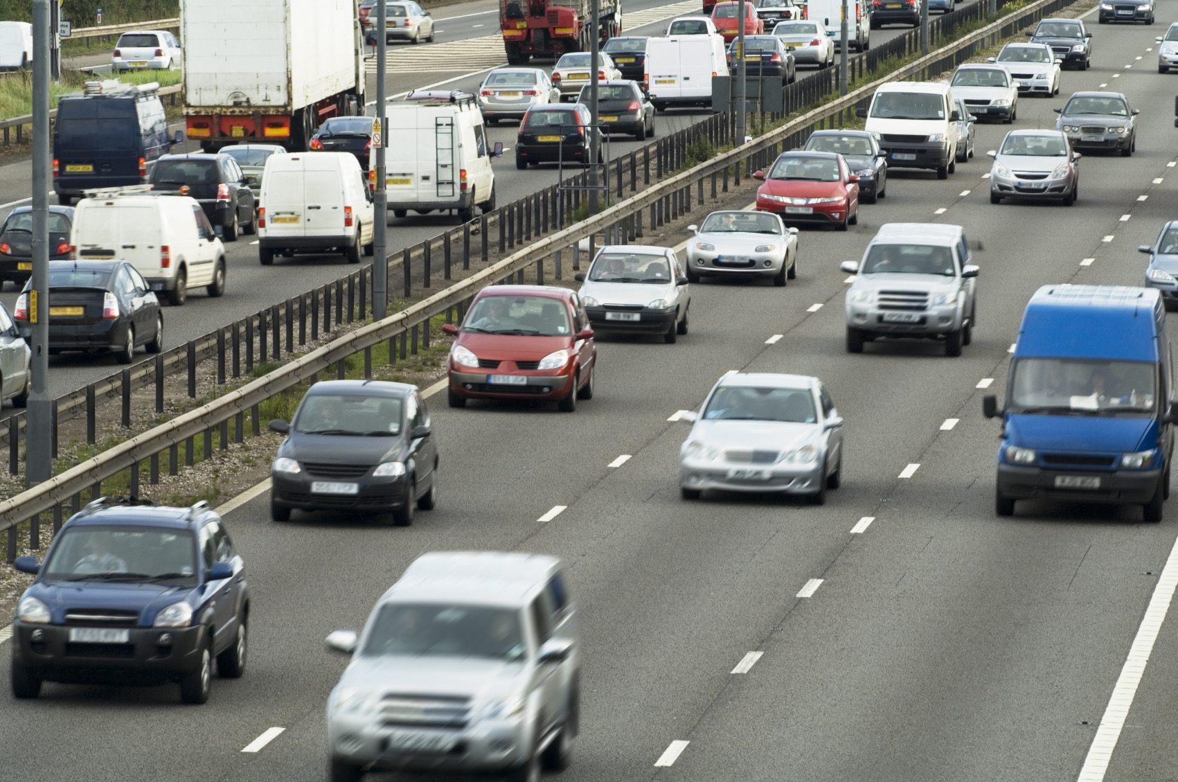 Long Delays In The M25 In Kent Following Collision
