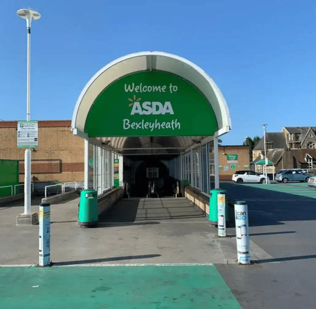 Bexleyheath Academy  schoolboy taken to the hospital after being injured in  hit-and-run