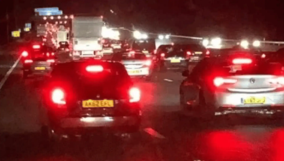 M25 Link road to the M20  near Swanley closed following serious collision