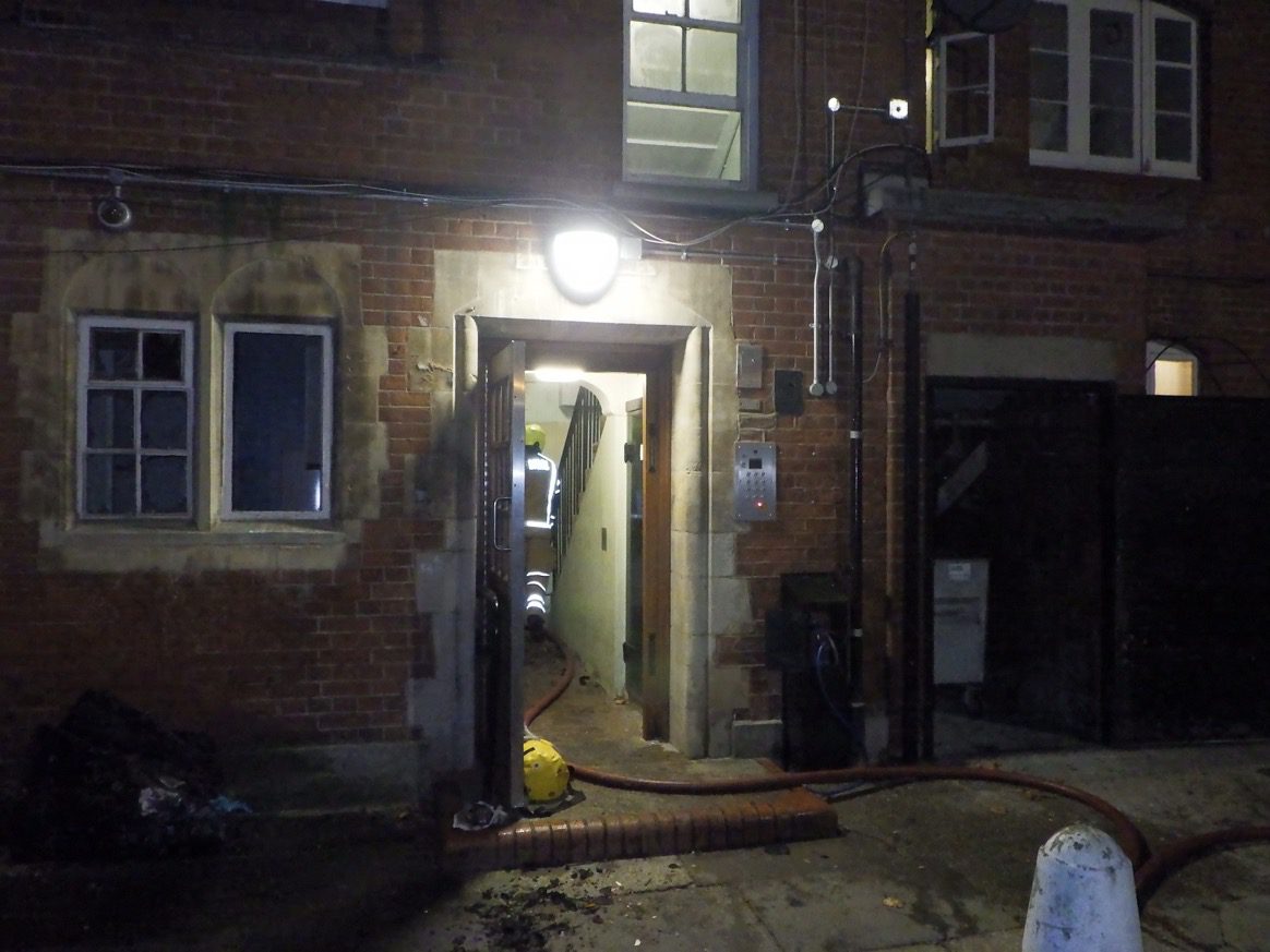 25 People Evacuated After Tower Hamlet Blaze