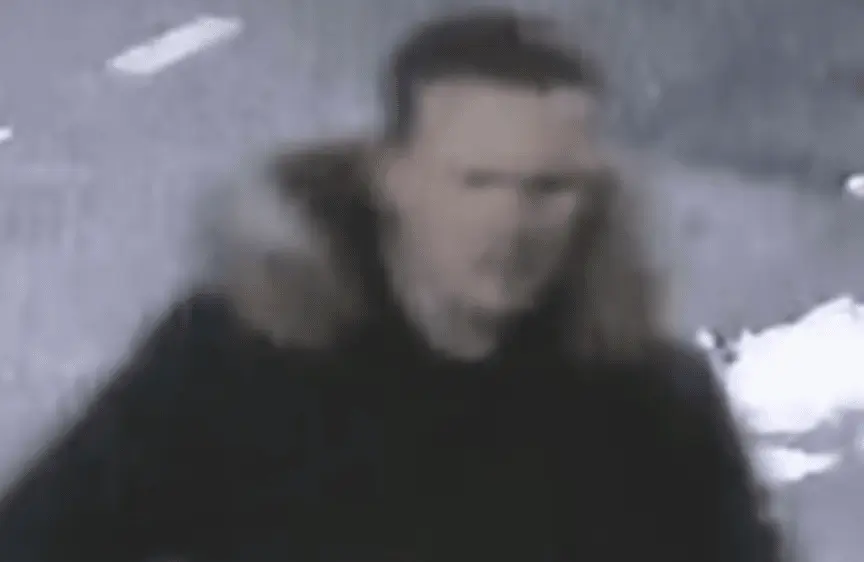 Brutal Late-Night Punch Leaves Man in 20s Hospitalised in Brixton – Police Urge Public to ID Suspect