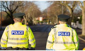 Police Are Appealing For Witnesses To An Armed Robbery Which Took Place In Lawrence Close, Swindon