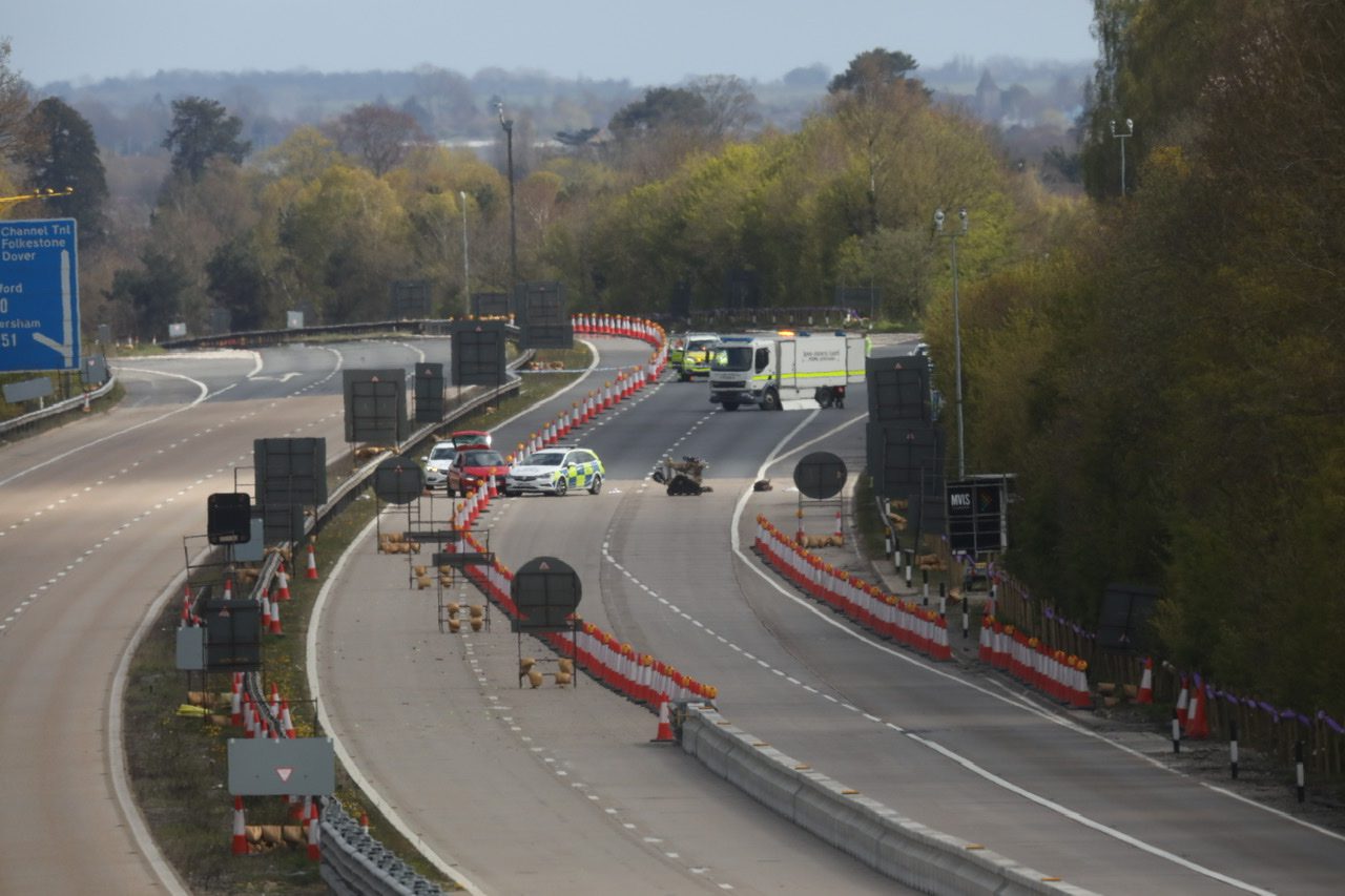 A Hero Response Cop Who Gave First Aid To A Man Ejected Through A Car Windscreen After A Serious Crash Has Been Commended For His Professionalism And Dedication To Duty