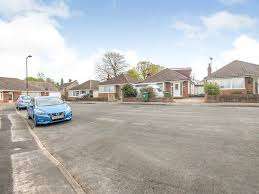 Police Are Appealing For Information After A Man In His 80s Had His Wallet Stolen From His Home In Southampton