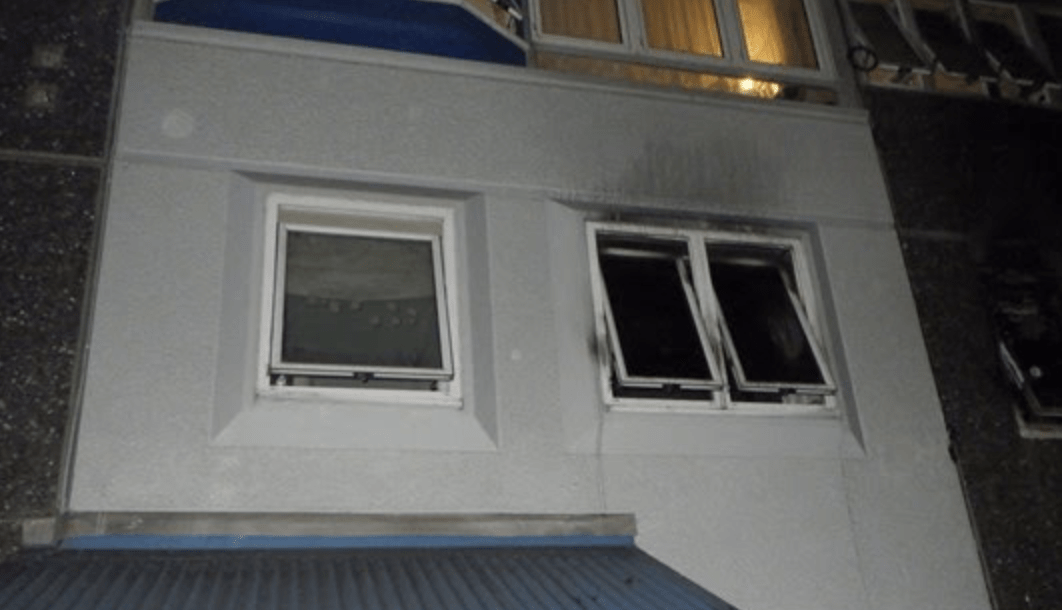 Firefighters Tackled A Fire At A Block Of Flats On Francis Chichester Way In Battersea On Saturday Evening