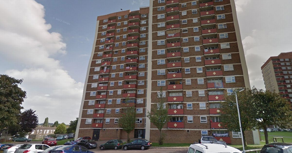 Luton Tower Block Fire Leaves One Dead And Police Officers Injured And Hospitalised