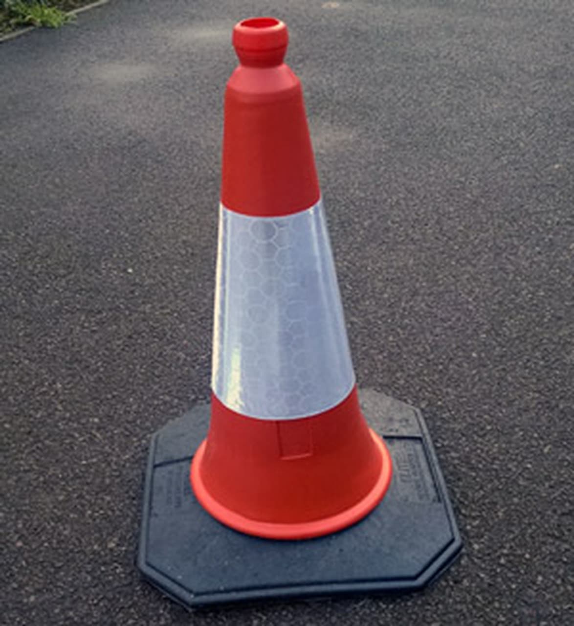 Seven year old hospitalised after traffic come incident