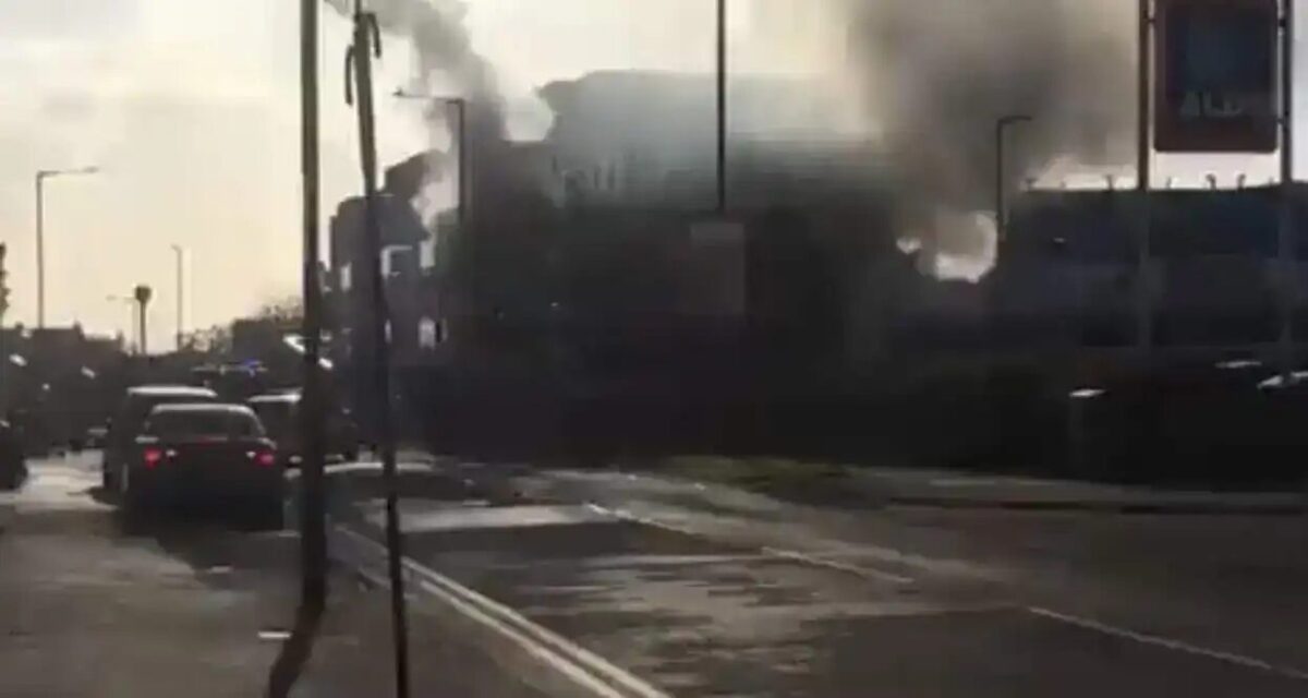 Blaze Breaks Out in Margate Flat as Firefighters Halt Spread – Man Treated for Smoke Inhalation