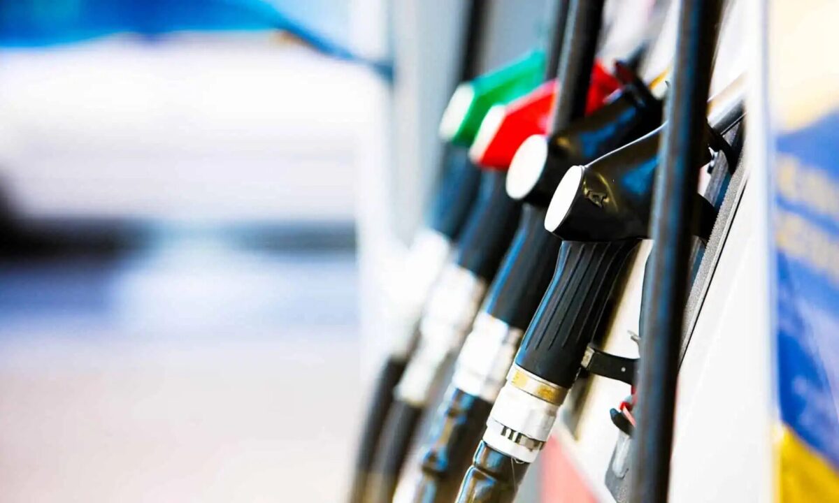 For The First Time, The Average Cost Of Filling A 55-litre Family Car With Petrol Has Surpassed The £100 Mark