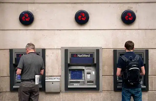 Customers of NatWest are being warned to be on the lookout for scammers in the coming weeks as the bank introduces new debit cards