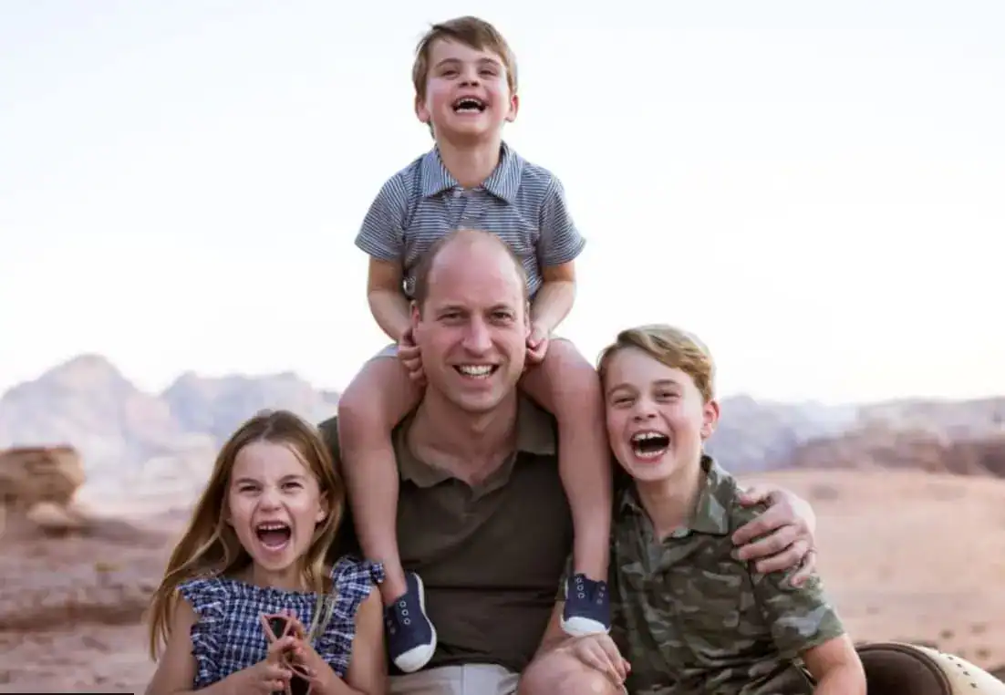 The Duke Of Cambridge Have Shared A Touching Father's Day Photo Of Himself Laughing With His Children During A Family Vacation